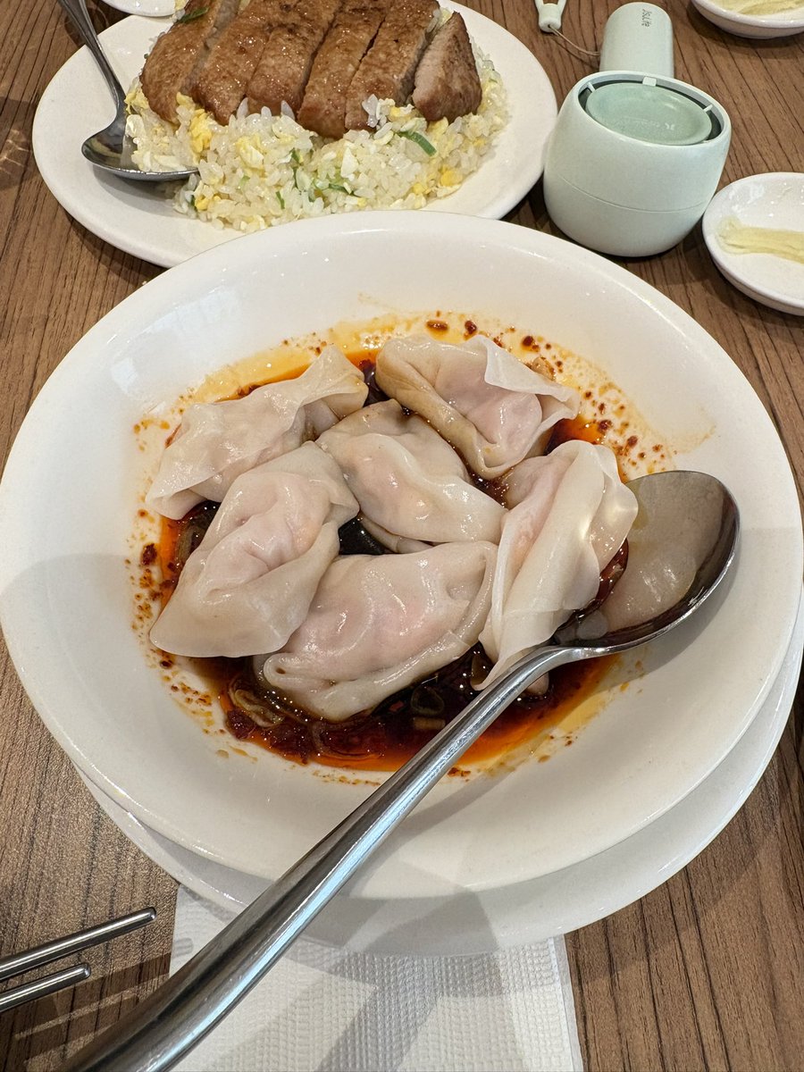 ericaybueno's tweet photo. My kind of Sabado. https://t.co/FnFE4jI9qx
