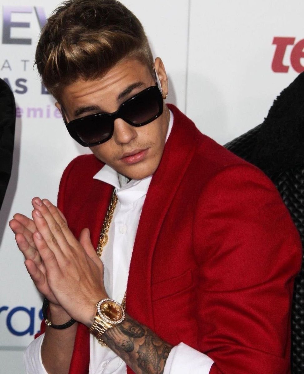 best of bizzle ♛ tweet media