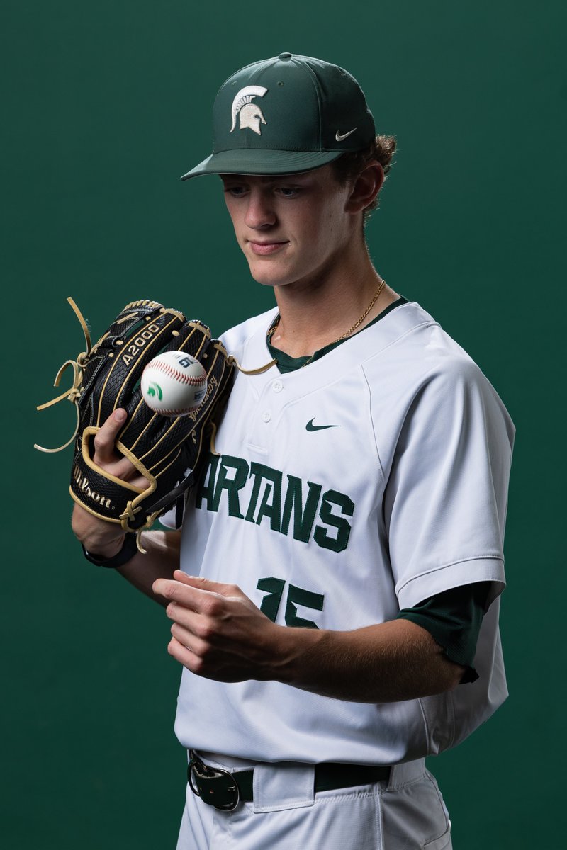 MSUBaseball's tweet image. T9th |
Bruins have 1 in, 2 on &amp;amp; 2 outs, and Spartans making pitching change, bringing Gannon Grundman in to take over.

#GoGreen | @GannonGrundman