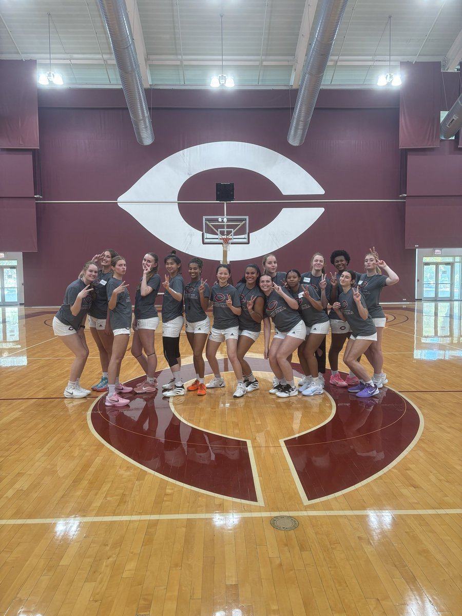 UChicagoWBB tweet media