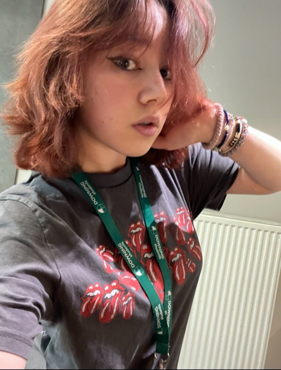 Sacha🌷（^人^）aka Bev Marsh tweet media