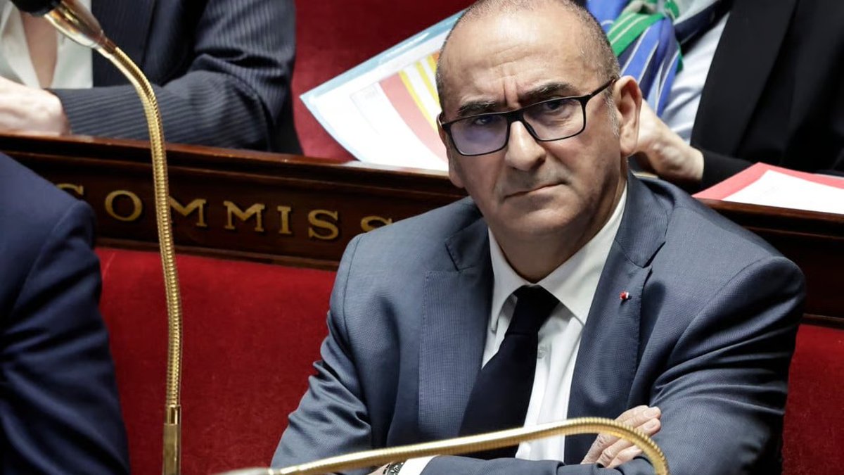 Fdesouche.com est une revue de presse tweet media