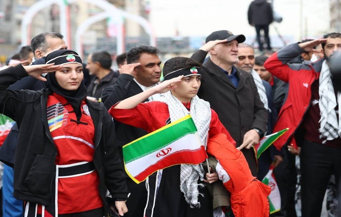 tolooe_dashti's tweet photo. دشمن نمی‌تواند بر ورزشکاران با اصالت اثر گذارد

کارشناس مسائل ورزشی با اشاره به تلاش‌های مستمر و بی‌وقفه دشمن برای ایجاد دلهره در میان مردم، گفت: دشمن نمی‌تواند بر اراده‌های پولادین ورزشکاران با اصالت اثر گذارد و ورزشکاران با نمایش نظم، آمادگی خود را ثابت می‌کنند.
#طلوع_دشتی https://t.co/8okYDTm59H