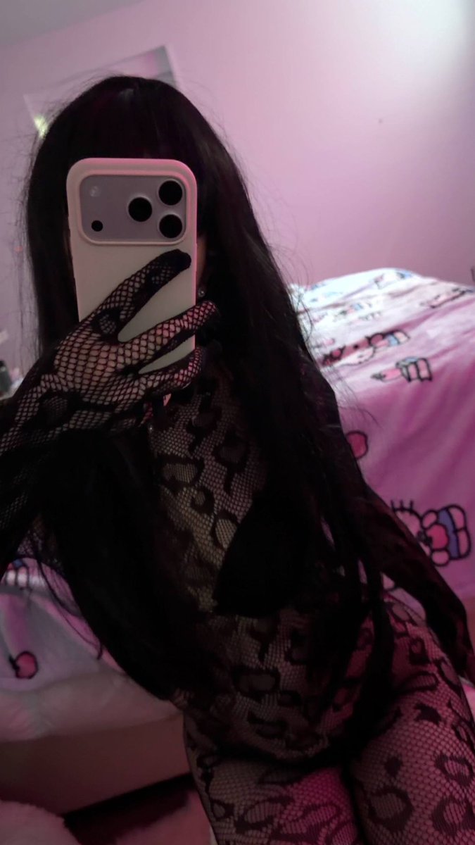 cunigf's tweet photo. need to b spoiled :c #sellingcontent #cnc #ddlg #comgirl #sizekink #egirl #buyingcontent https://t.co/SkAoCPwwpt
