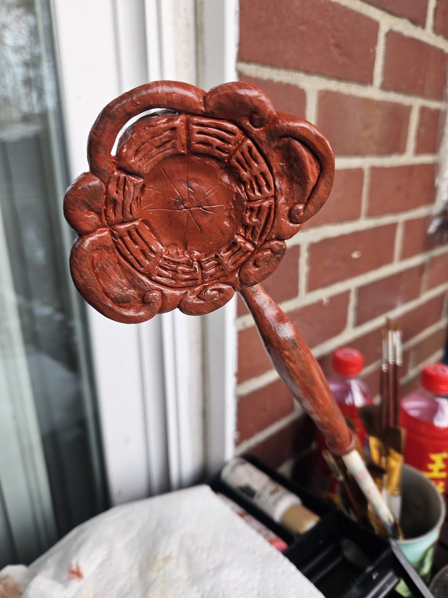 BlackUniGryphon's tweet image. 🪄☯️🧙‍♀️🧙🏾‍♂️ My #CustomMade #DIY #WIP #wand #WizardingWorld #Taoist #HarryPotter #sculpy #sculpture #CustomDesign #art #project #ArtProject #painting
