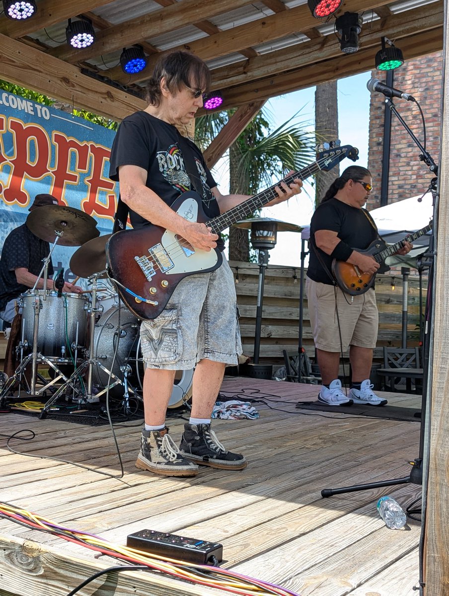 BrendaVarnes's tweet photo. Shrimp Boat Festival in Fernandina Beach FL. Had a blast and watched some good friends do their thing. Since my birthday is in a few days they sang Happy Birthday to me and went on about me being such a great roadie. It was kinda cute. https://t.co/Np3jRbXgUk