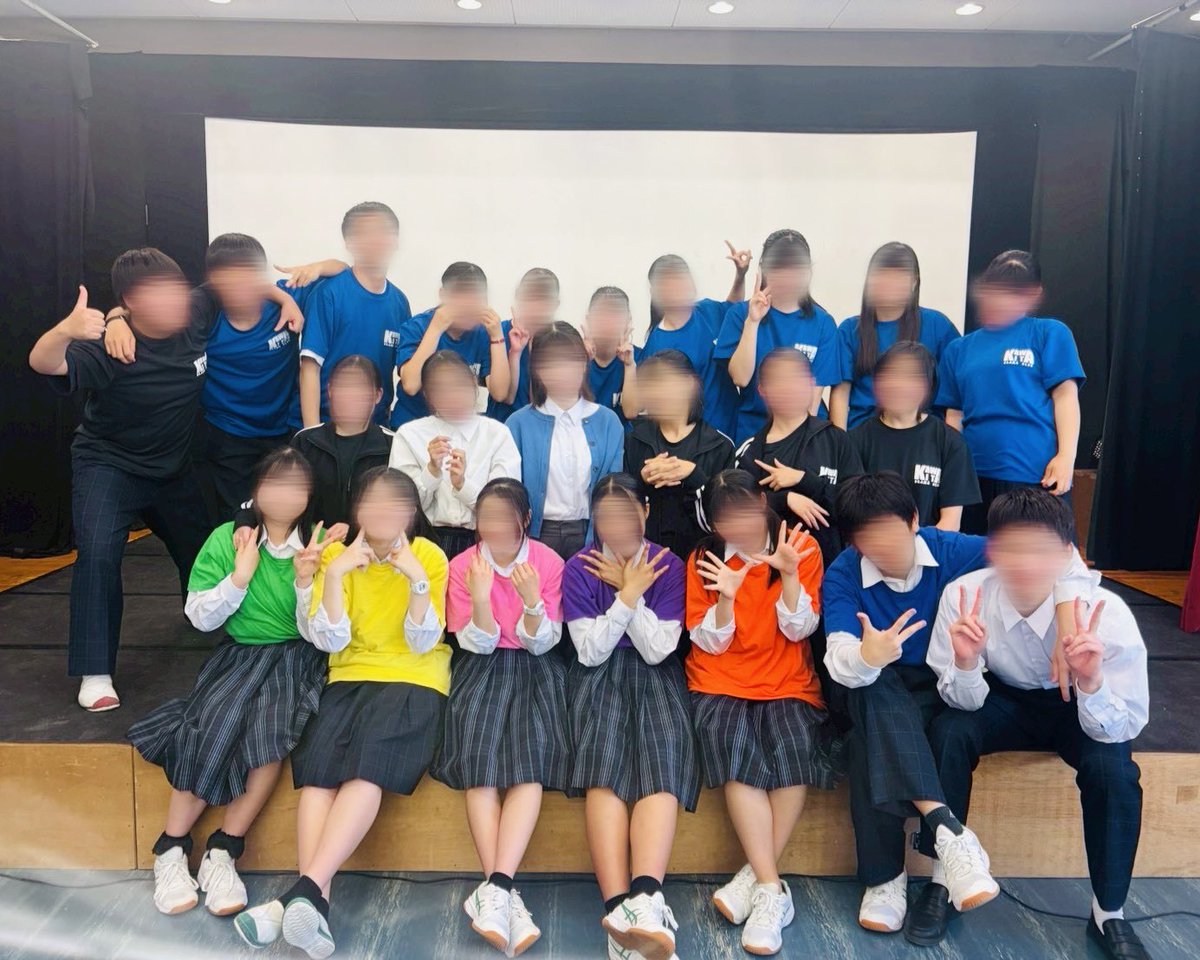 kk_Dramaclub's tweet photo. 5/2(土)、51期卒業公演・引退式を行いました！
 51×52期最後の公演、一生忘れられない舞台となりました。
これにて51期は引退となります。今まで応援してくださった皆様、本当にありがとうございました！

これからの川北演劇部もよろしくお願いします🔥

#高校演劇
#川口北高校
#川北演劇部 https://t.co/G08hW7Cv6r
