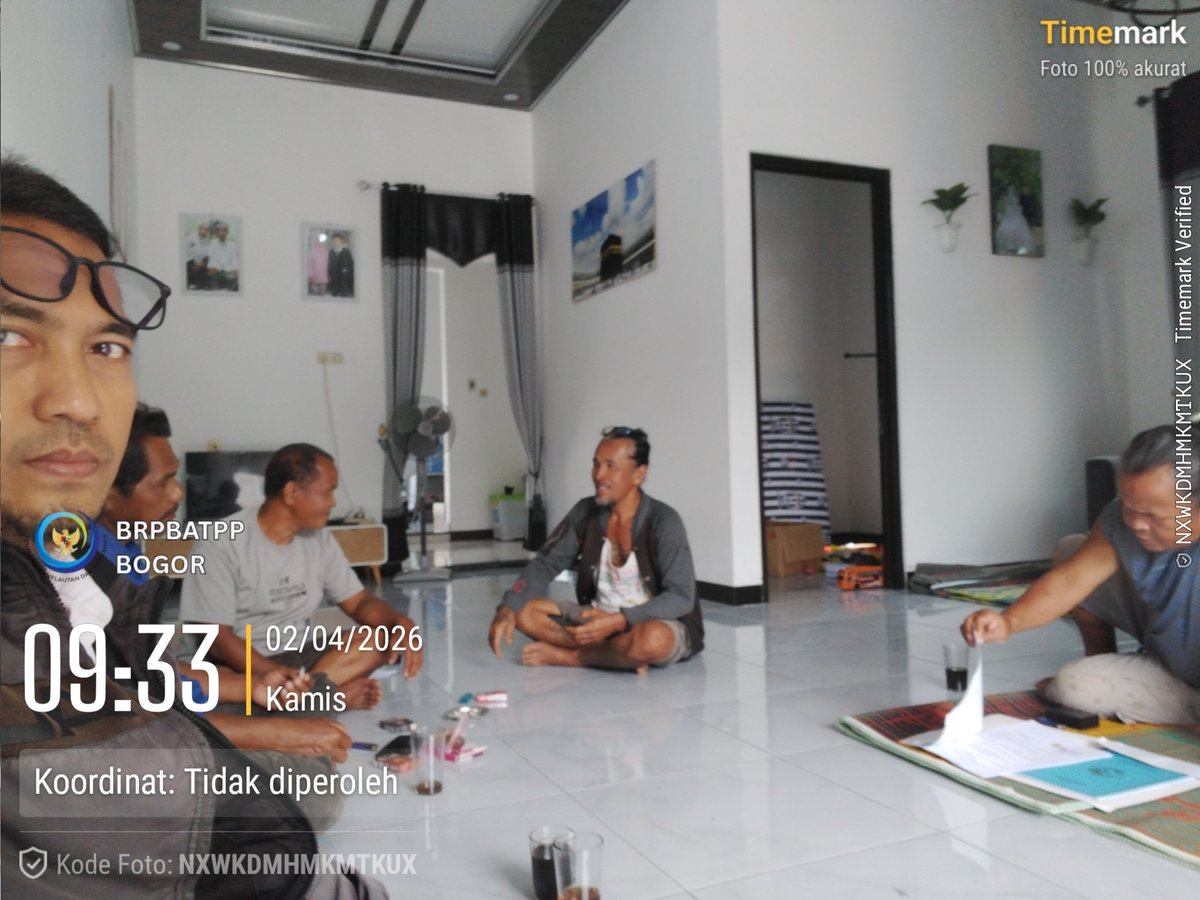 mohdialite's tweet photo. Kamis (2/4), Mohamad Wahudi Luhkan Kab. Banjarnegara, di Pokdakan Sido Hasil Berkah Ds. Purwonegoro, Kec. Purwanegara, Pembinaan kelompok pembudidaya ikan, menginformasikan program prioritas KKP
#luhlapor #GiatLuhkanSatminkalBogor @pusluh_bppsdm https://t.co/VVnraILhaG