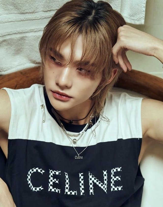 Hyunjin Crave tweet media