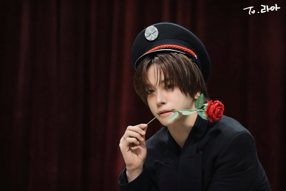 라아 tweet media