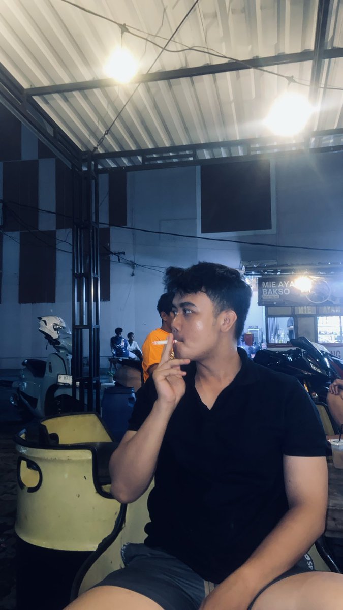 dromsixcu_'s tweet photo. Nyari yang serius itu bener bener susah ya hahaha https://t.co/DcIiykuCef