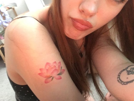 bigheartprinces's tweet photo. como o pinterest te vê?

personagem
tatuagem
boneca
animal https://t.co/UBdsmijzW8