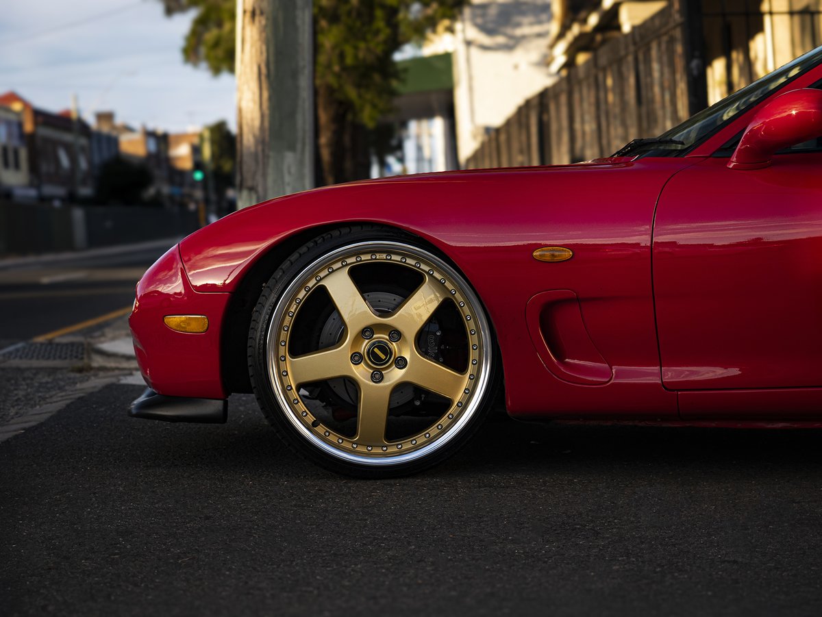 Ron゜様 Mazda RX-7 😤🔥 Simmons FR-1 gold mirror lip 20x8.5 ET35 / 20x9.5