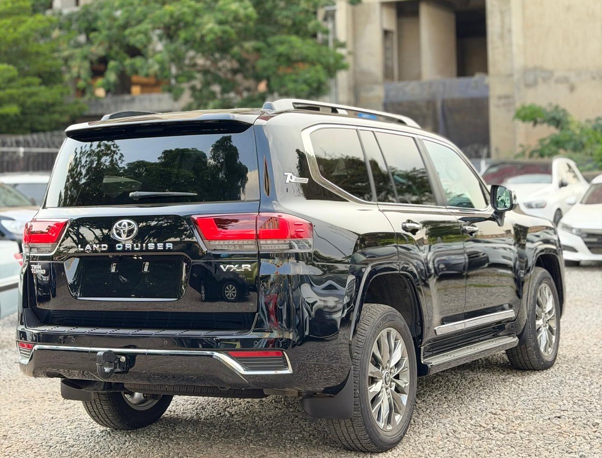 LIBA MOTORS 🚗 tweet media