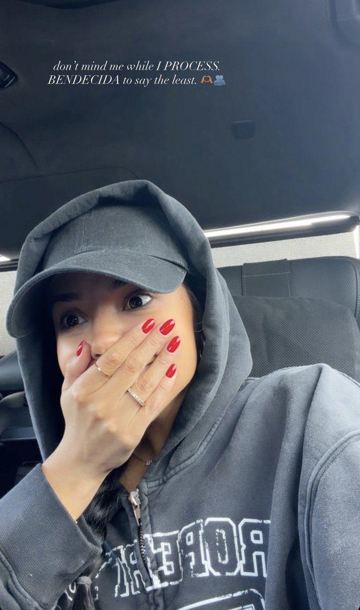 Becky G Brasil tweet media