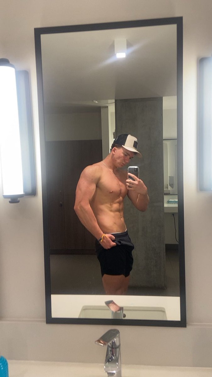 Alpha Matt tweet media