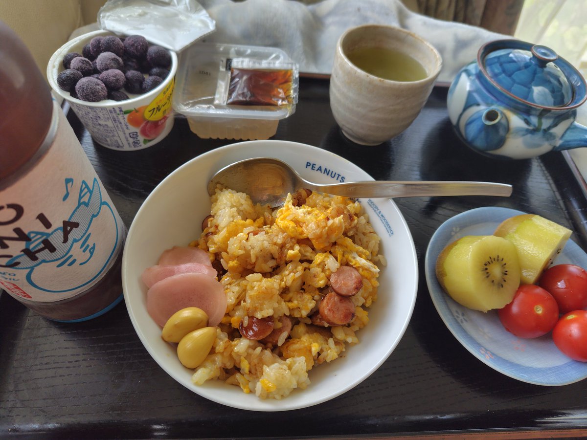ヒデボー tweet media