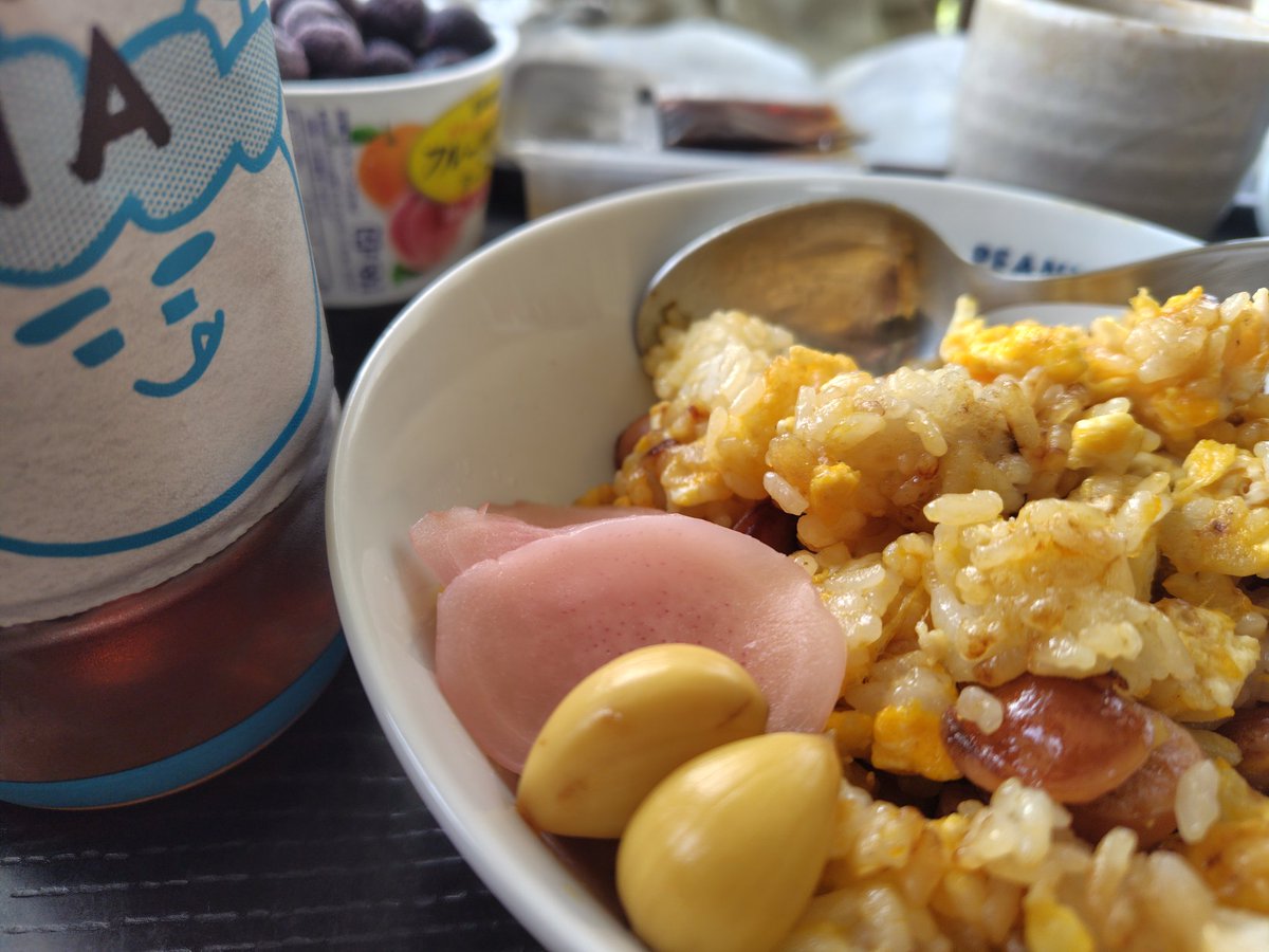 ヒデボー tweet media
