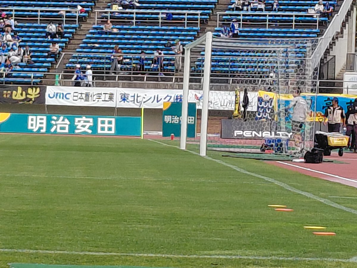 こはる tweet media