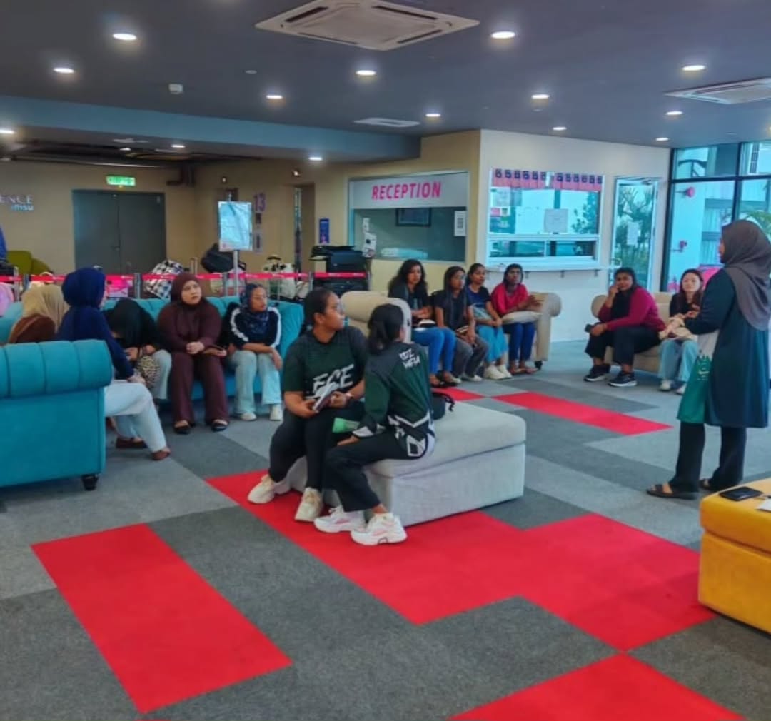msucseremban's tweet photo. Selamat jalan kepada semua pelajar SMILE PROGRAM sesi Februari 2026.
Semoga progam ini memberi nilai tambah kepada pelajar dan membawa kenangan manis serta memberi inspirasi untuk terus berkembang menjadi seorang individu cemerlang.
#smileprogram https://t.co/DICJyDaiHL
