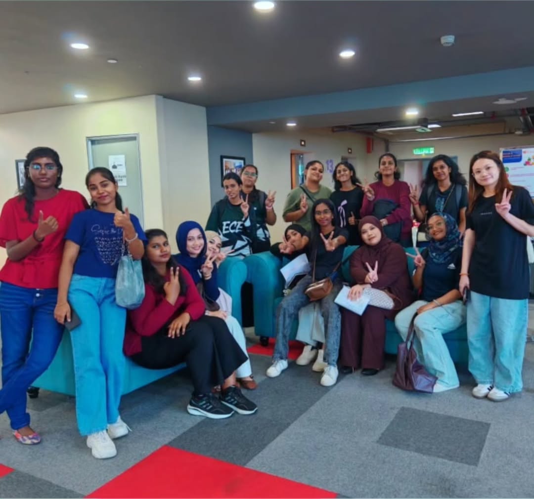msucseremban's tweet photo. Selamat jalan kepada semua pelajar SMILE PROGRAM sesi Februari 2026.
Semoga progam ini memberi nilai tambah kepada pelajar dan membawa kenangan manis serta memberi inspirasi untuk terus berkembang menjadi seorang individu cemerlang.
#smileprogram https://t.co/DICJyDaiHL