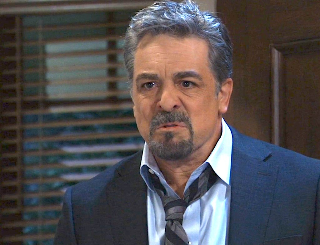 TxCatholicMama2's tweet image. The look you get when Jason friend zoned Carly in the 90s but people still think they are a couple. #GH