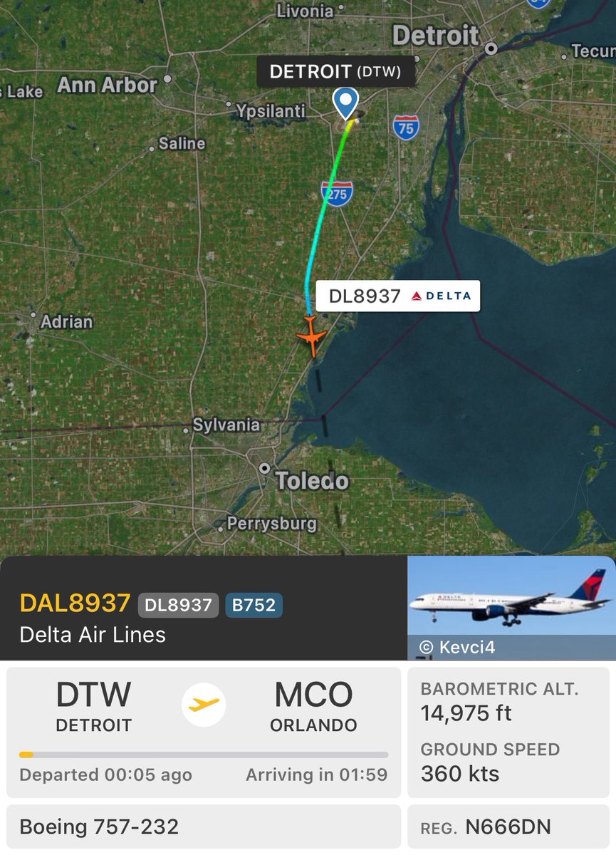 planes tweet media