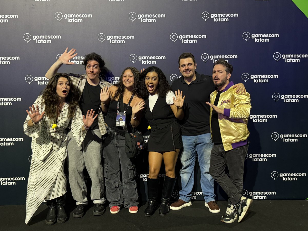 sosoflorence's tweet photo. gamescom voce sempre sera famosa! https://t.co/pealWF9QsI