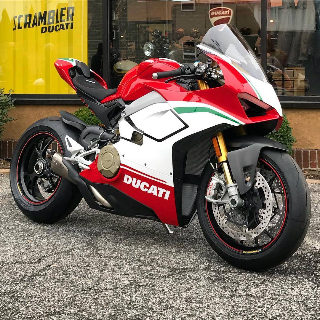 MoreMotorcycles's tweet image. #Ducati Panigale

📷
IG: bmw.hp4
