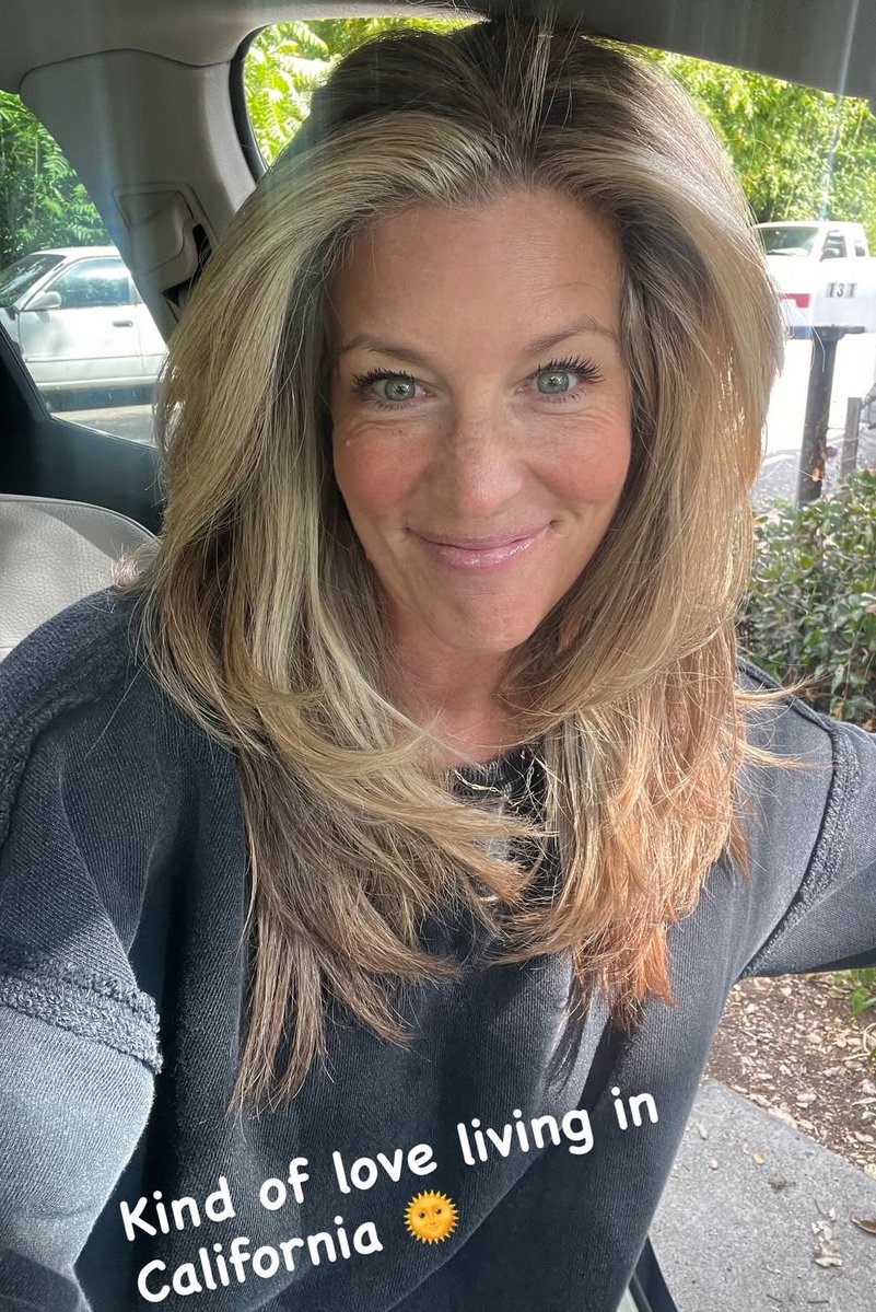 aniaalicia's tweet image. so pretty! ✨ if sunshine had a face… yeah it’d be laura 💛

#GH #LauraWright