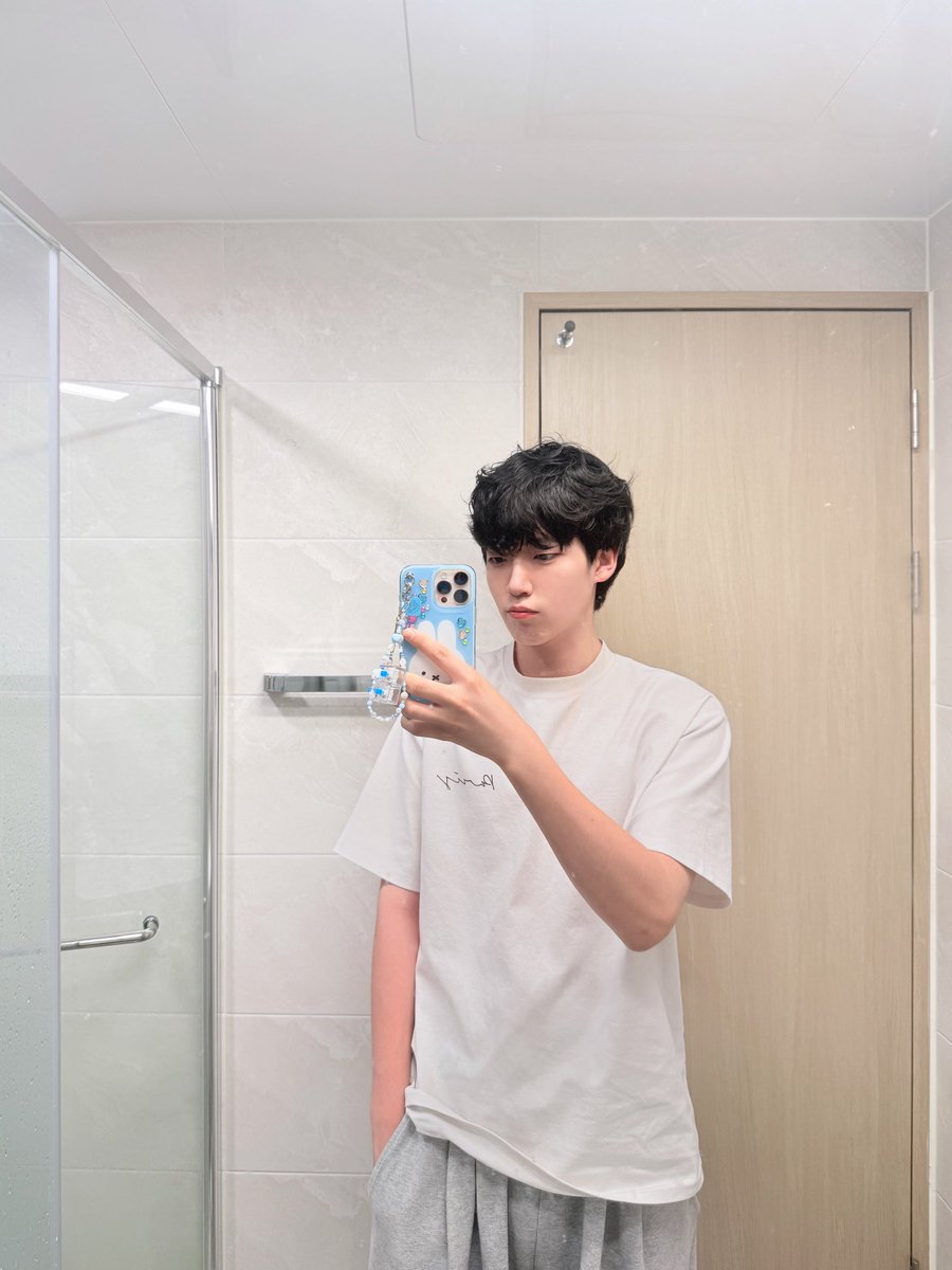 하준 tweet media