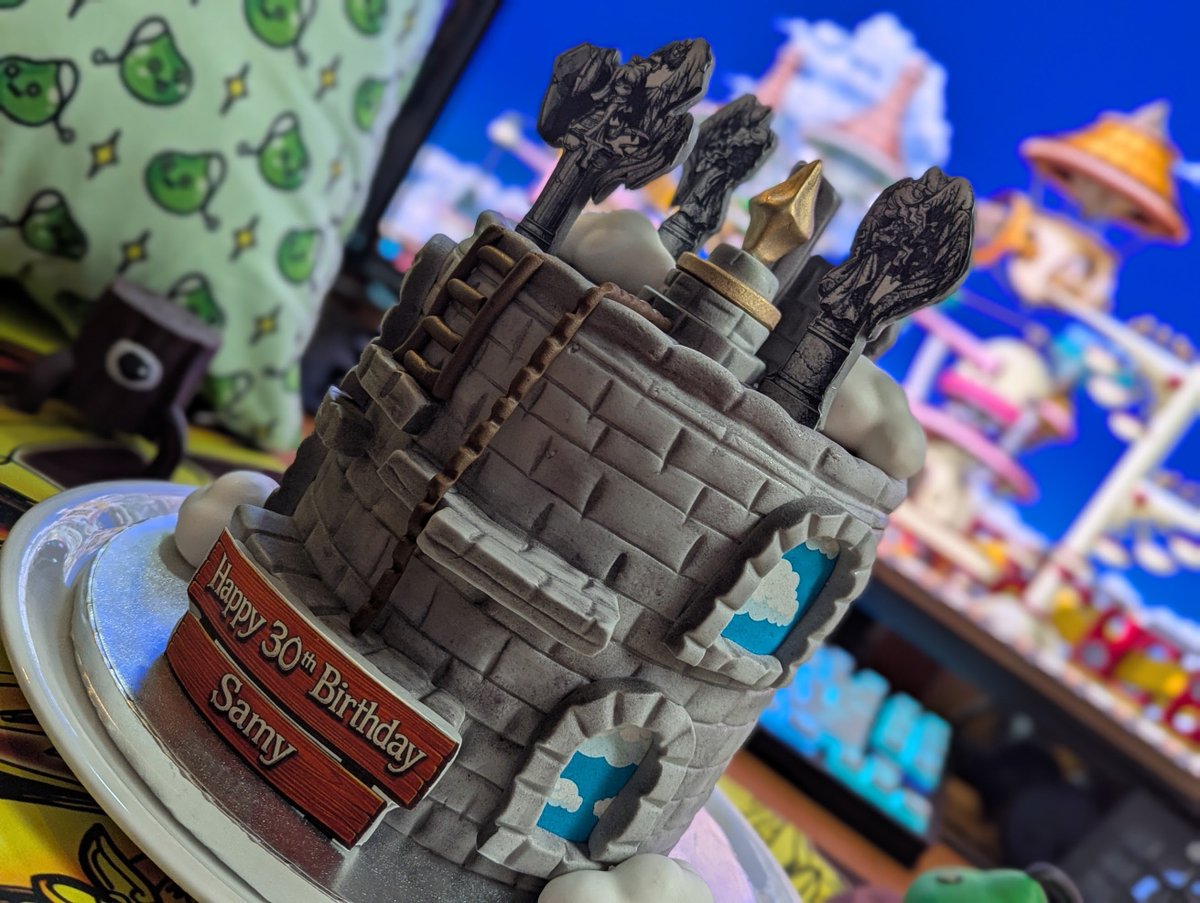 CraftingVegeto's tweet photo. IT'S MY BIRTHDAYYYYYYYYYY

I GOT MYSELF A @MapleStory CAKE FOR MY BIG 30TH, I'M SO HAPPY HOW IT TURNED OUT!!

LETS GOOOOOOOOOOOOOOOOOOOO https://t.co/OmfEFgo8hn