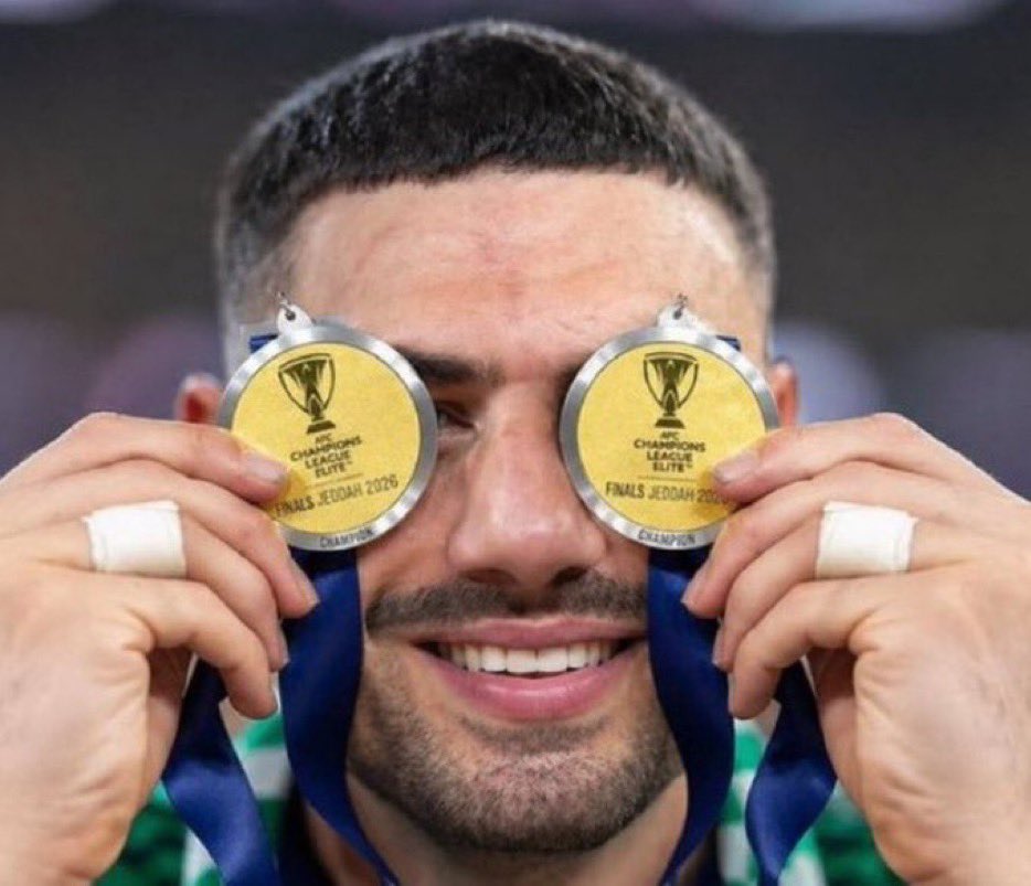 𝐴𝐿𝐻𝐴𝑅𝐵𝐼 🏆بطل النخبة tweet media