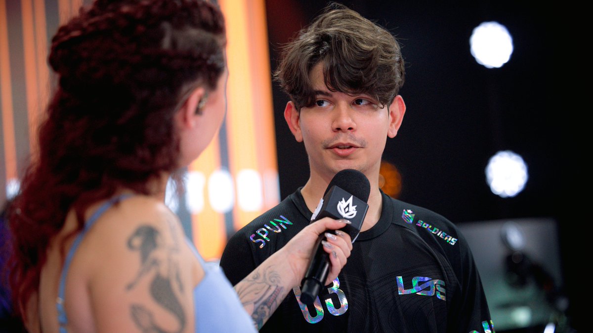 CBLOL tweet media