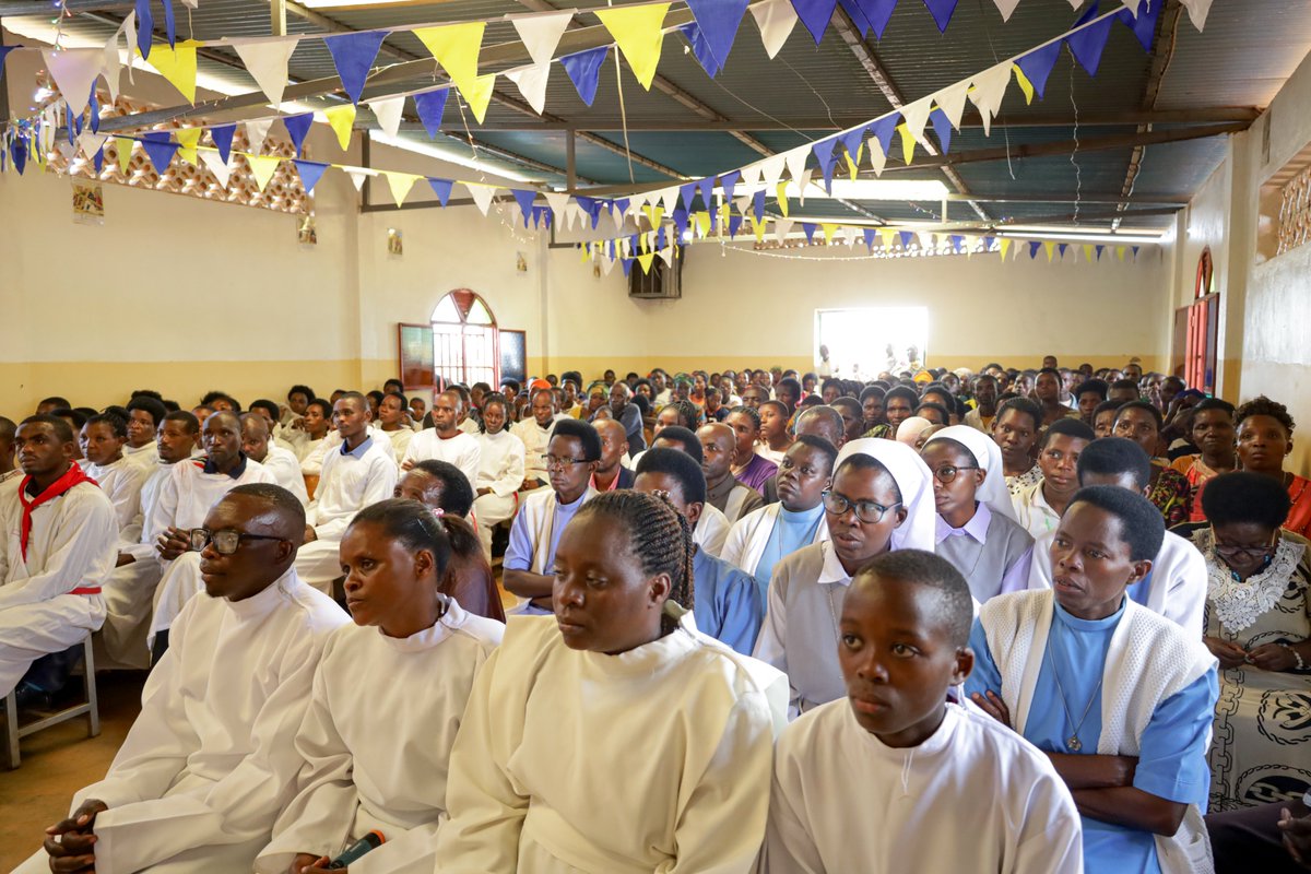 Archidiocèse de KIGALI tweet media