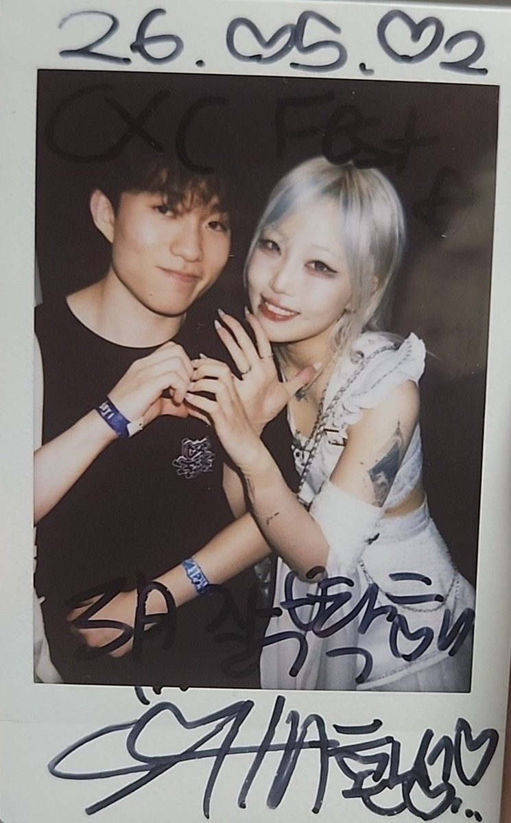 멋츄 tweet media