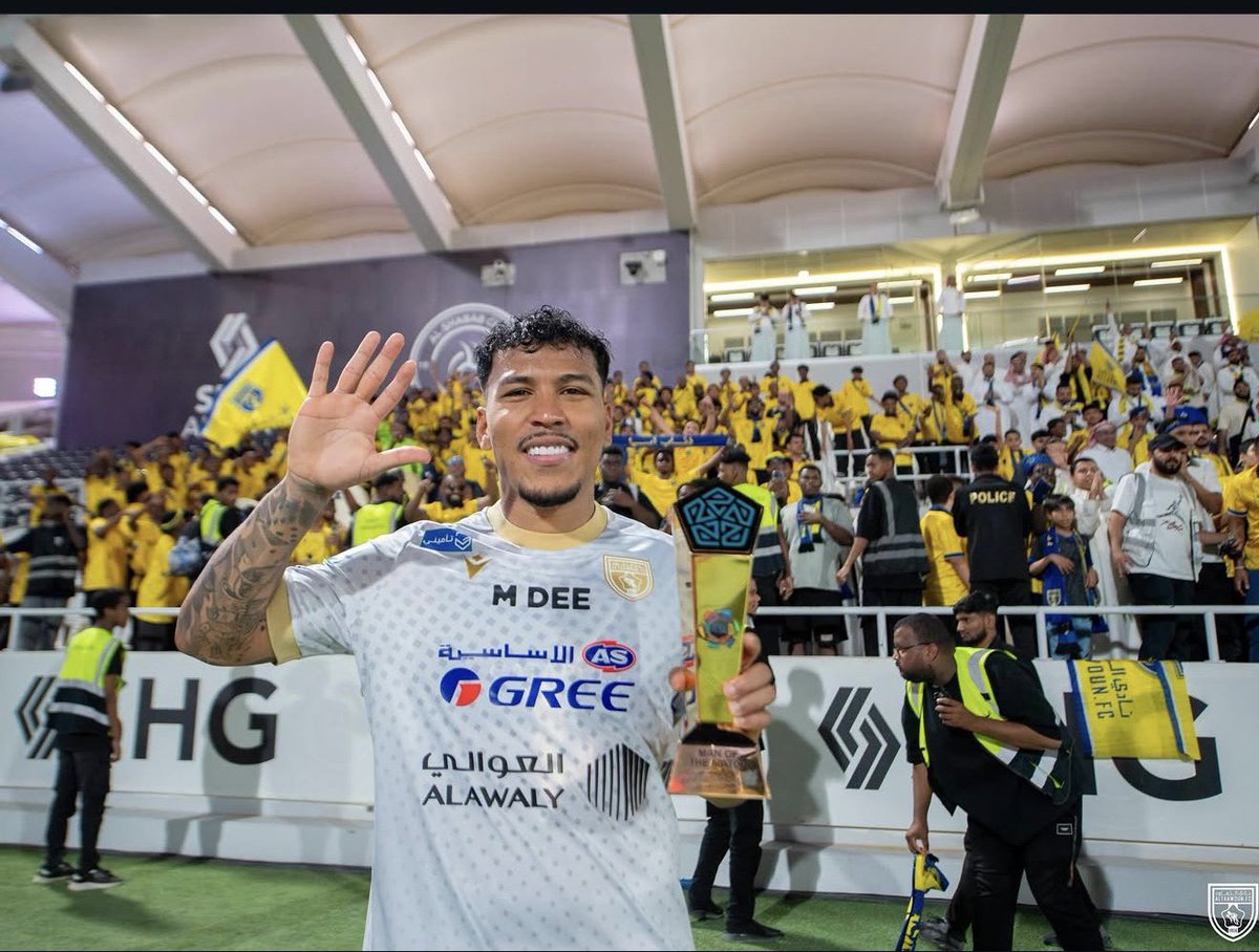Roger Martinez tweet media
