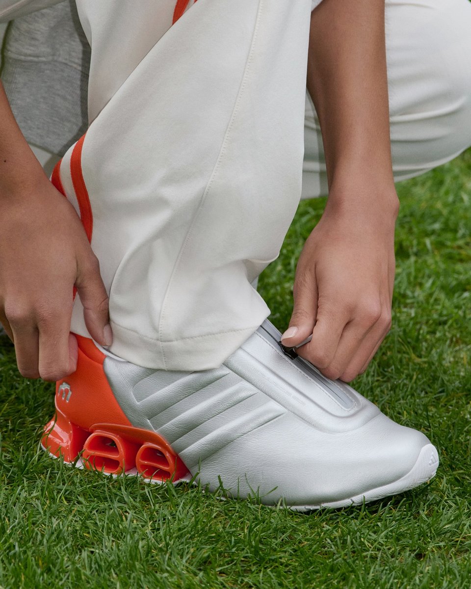 adidas alerts tweet media