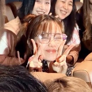 빈방 tweet media