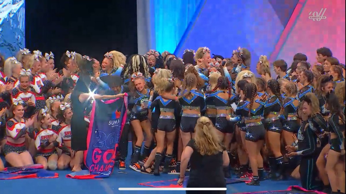cheetahbows_'s tweet photo. YOUR SUMMIT CHAMPIONS CALI ALL STARS ILLUSION !!!!! https://t.co/Jz7FudRpgM