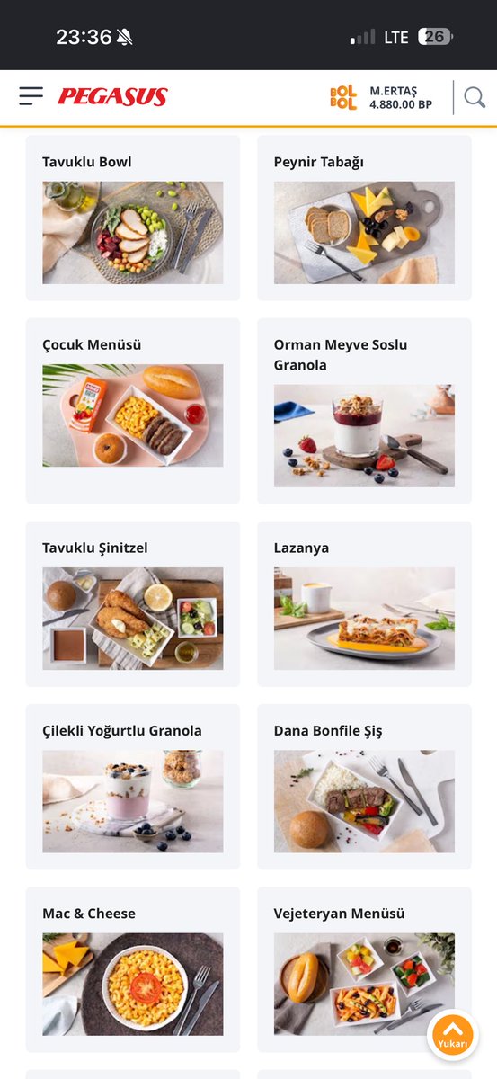 hoodrobinnn's tweet photo. Uçuş esnasında Pegasus Cafe’nin menüsü baya sağlam duruyor. Sol Resim.

Uçak rötar yapıp, uçağın içinde mahsur kalan yolculara ise verilen ikramlımlar. Sağ Resim.

YAŞASIN TÜRK HAVA YOLLARI. PEGASUS SINIFTA KALDI. 

@ucurbenipegasus @TK_TR 

18:45 - 20:35 İstanbul - Batman seferi https://t.co/WhYJRCEznG