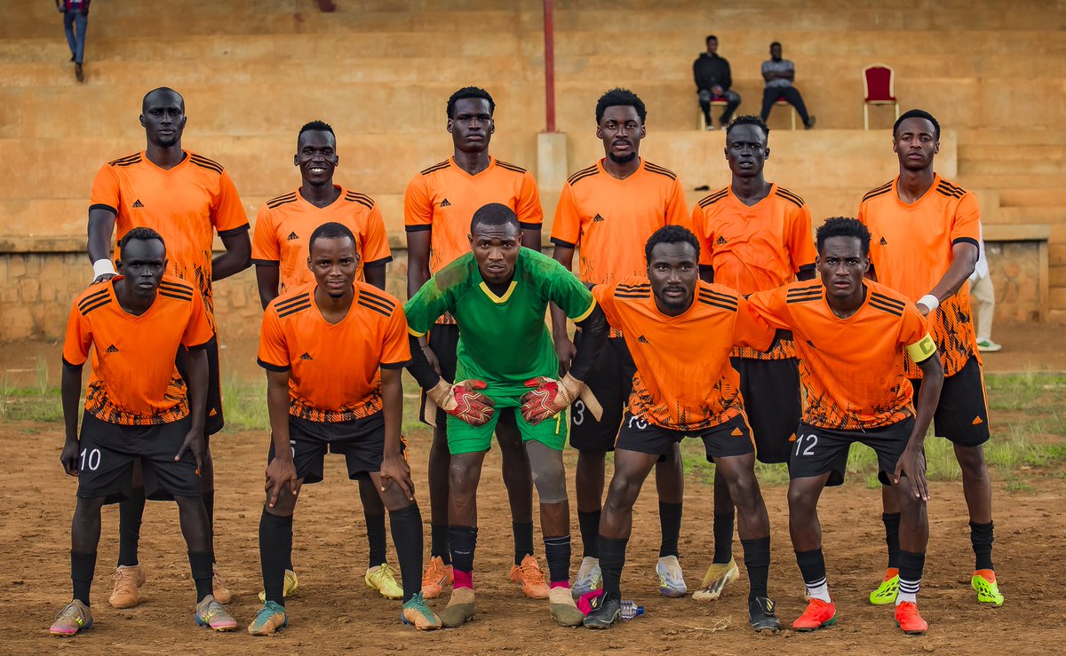TityKayishema's tweet image. #Rwanda Varsity League: Rwabuze gica hagati ya EAUR Kigali na ULK Polytechnic

FT EAUR Kigali 2-2 ULK Polytechnic 

Mu mukino ubanza wa 1/4 wabereye I Masaka ya Kigali, East African University Rwanda - Kigali banganyije na ULK Polytechnic ibitego 2-2 muri shampiyona ya za