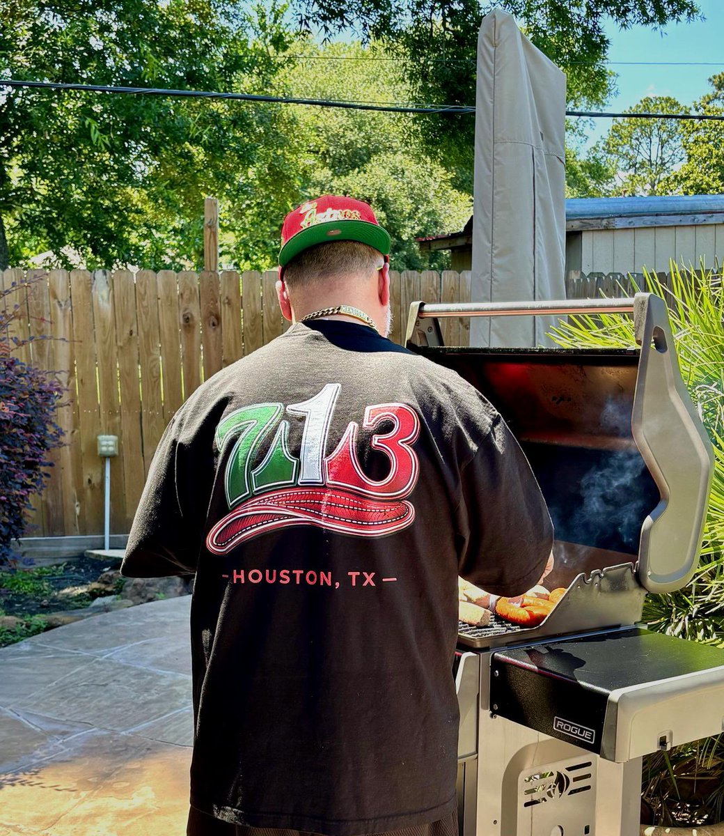 Fitted__OG's tweet photo. Reppin🤘🏼 #713 #281 #htown #houston #fittedog https://t.co/AF1Sm0ui8c