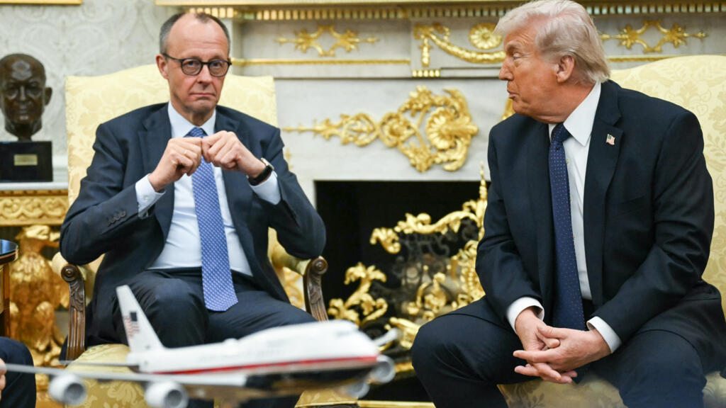 Conflict tweet media