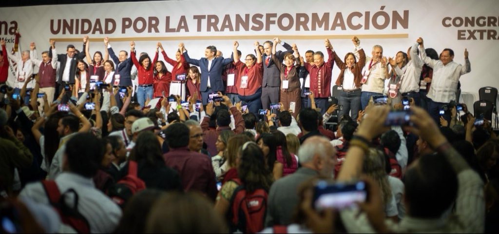 ALEIDAALAVEZ's tweet photo. En el VIII Congreso Nacional de Morena expresé mi total apoyo a @A_MontielR, nuestra presidenta nacional, una mujer emergida de las bases y la lucha; una compañera desde siempre, de la Cuarta Transformación.
#EsTiempoDeMujeres https://t.co/y1a63yUmuI