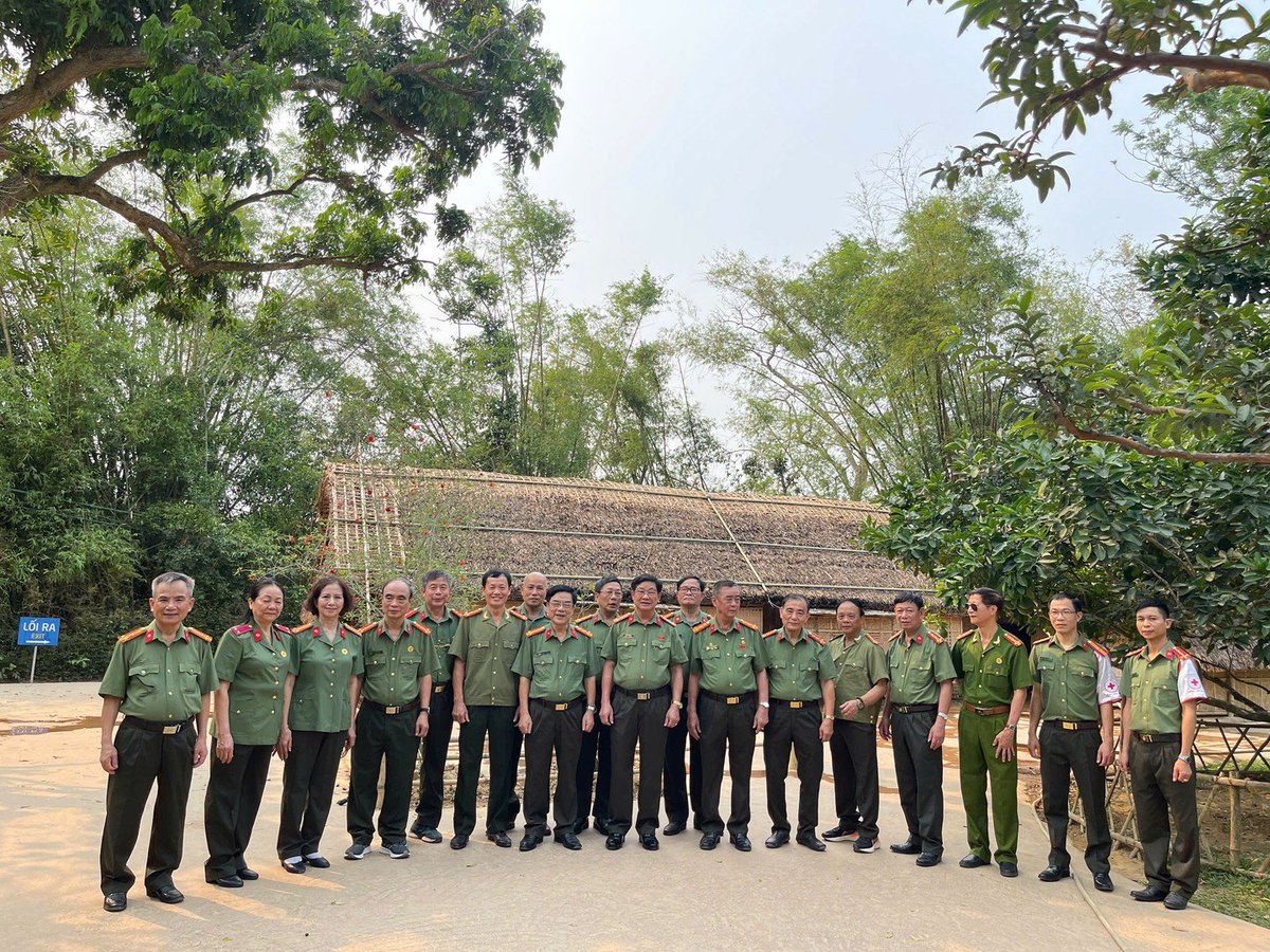 pminhhung's tweet photo. K79 ,168 at kimlien,nghe an province,hochiminh museum,vietnam https://t.co/W0Bj1NJuWY