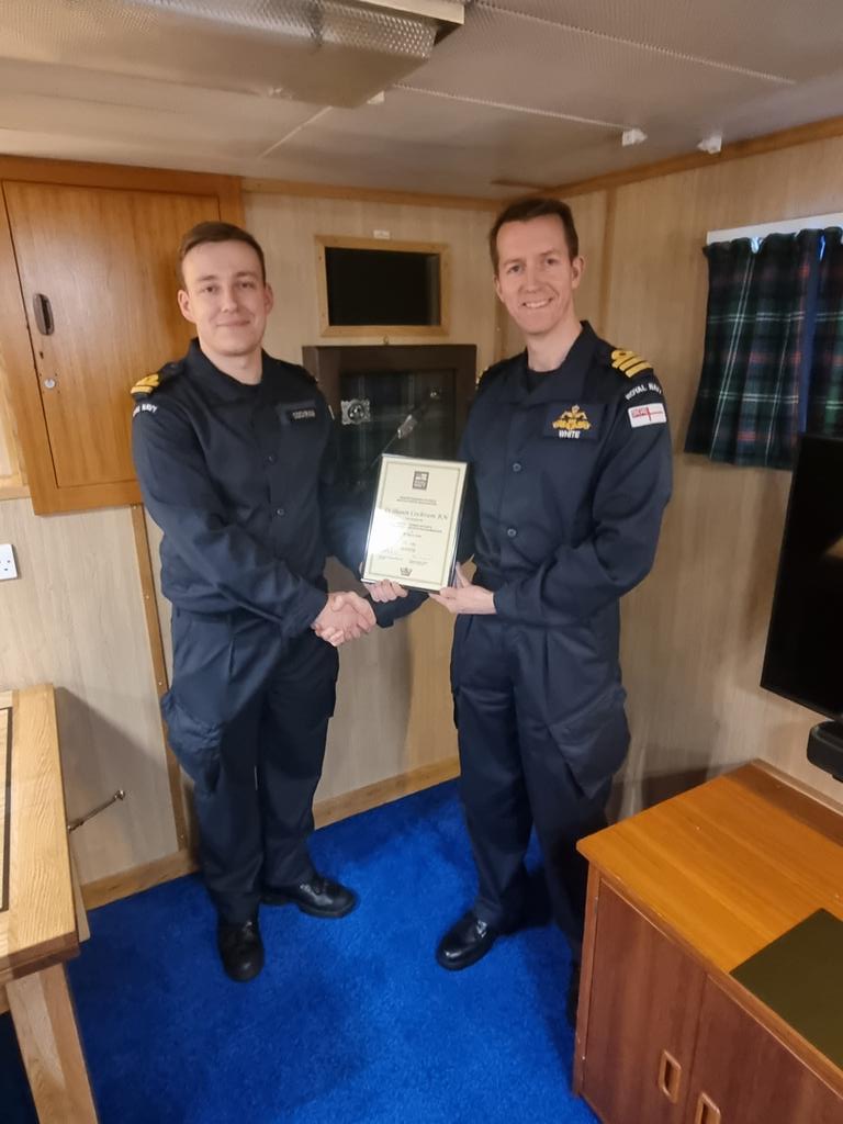 HMS SUTHERLAND tweet media