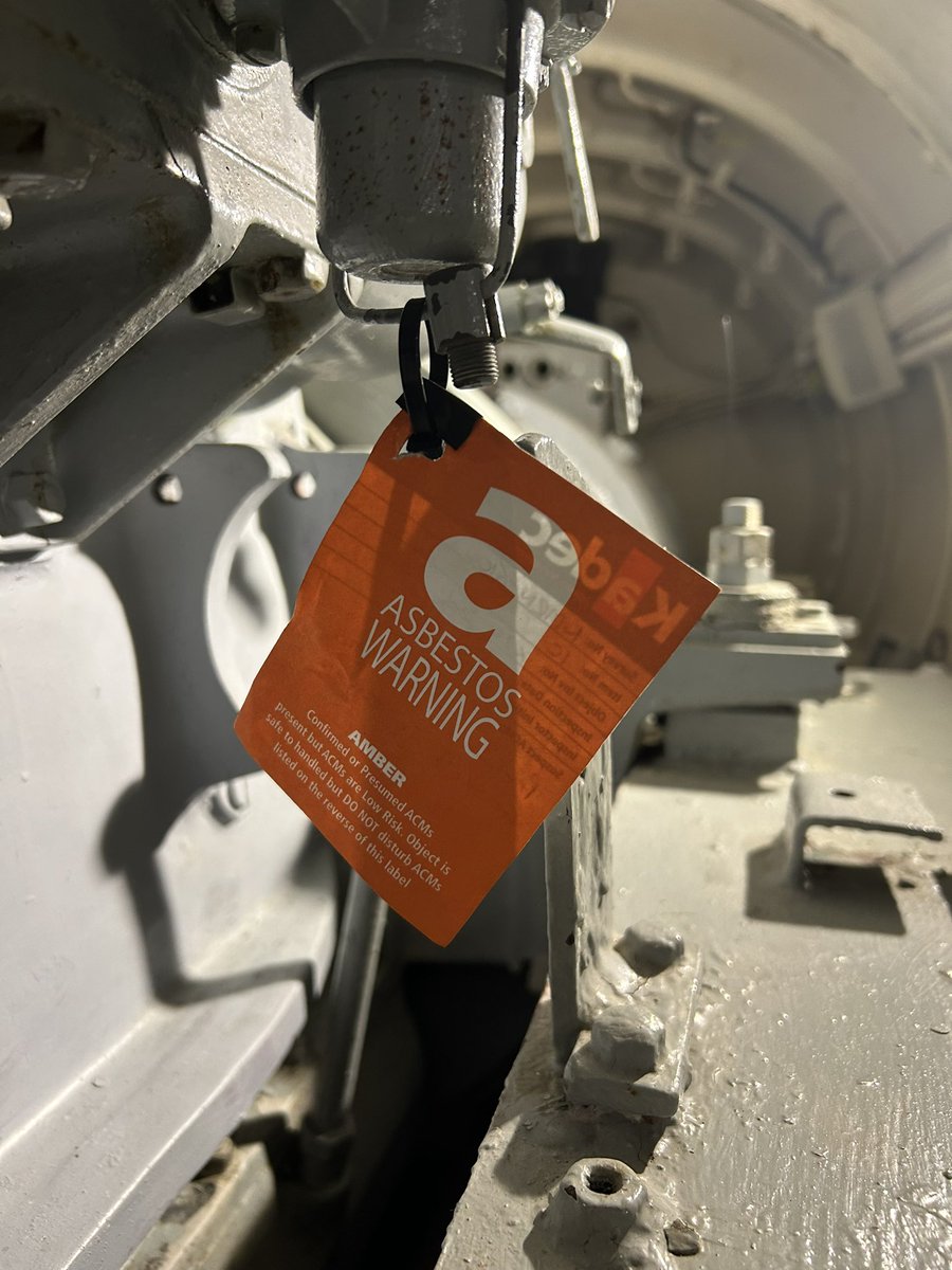 cjayres11's tweet photo. Quality day down on the coast…
Indoctrination of my nephew… part 2!! 😂😂😂
Submarines… Stokes bay and stories of a legend called Wanklyn 👍👍
@RNSubMuseum @PHDockyard
#SWW #Submarine #Chefontour #Pompey https://t.co/fgeQ0GJpik
