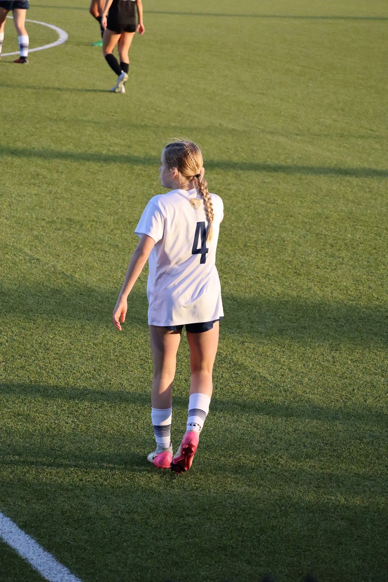 avery_16_soccer's tweet photo. High school season has been fun so far! I love getting to be apart of Liberty North soccer, we are currently 10-2 and have a few games left in the regular season. 

@lneaglewsoccer @ksr_girlsacademy @ksrushga2011 @soccerwire @topdrawersoccer @prep_soccer @girlsacademyleague https://t.co/SqsvqfL8kr