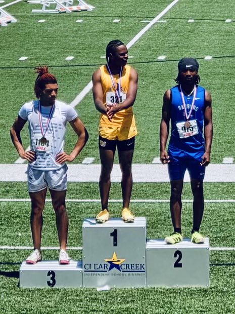 BH_Athletics's tweet photo. Our boys 4X100 team, consisting of Briggs Cunningham, Kaegan Morton, Chris Clark, and Tripp Davis, has achieved a remarkable feat by setting a new school record with a 40.69 and winning the Region 3 CHAMPIONSHIP! Kaegan Morton also earned 🥈 in the Boys 100m! Hello STATE! 🥳🤙🦅 https://t.co/TYFnqVZSqd